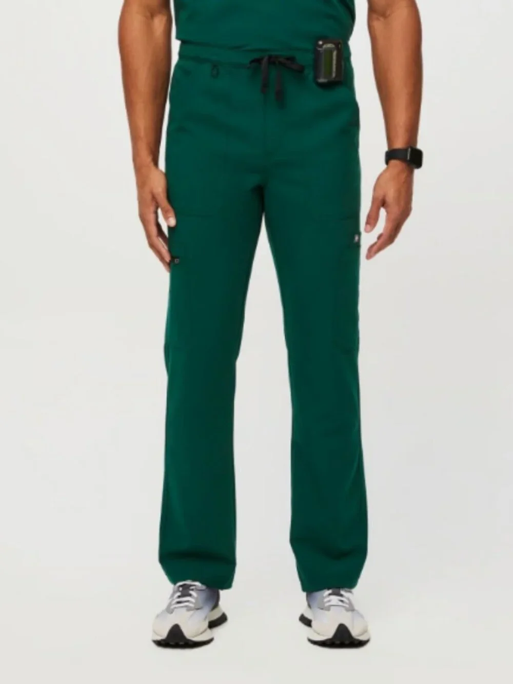 FIGS Men’s Cairo Cargo Straight Leg Scrub Pant in Forest Green (PO# 3872), M/S